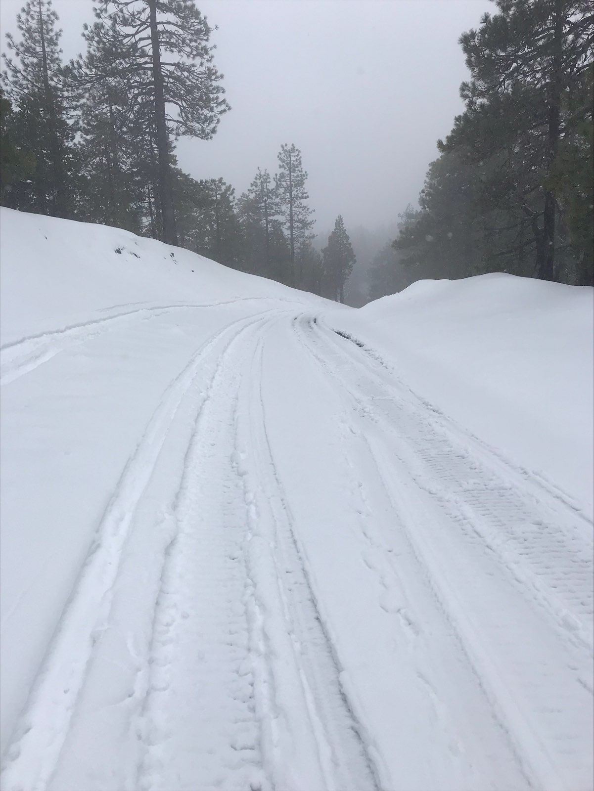 Snow on Titlow Hill 04-22-22