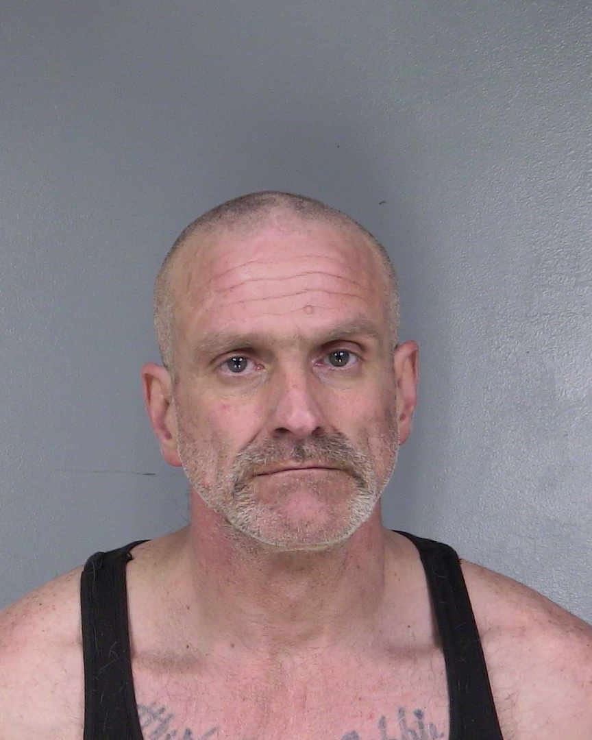 friend booking photo