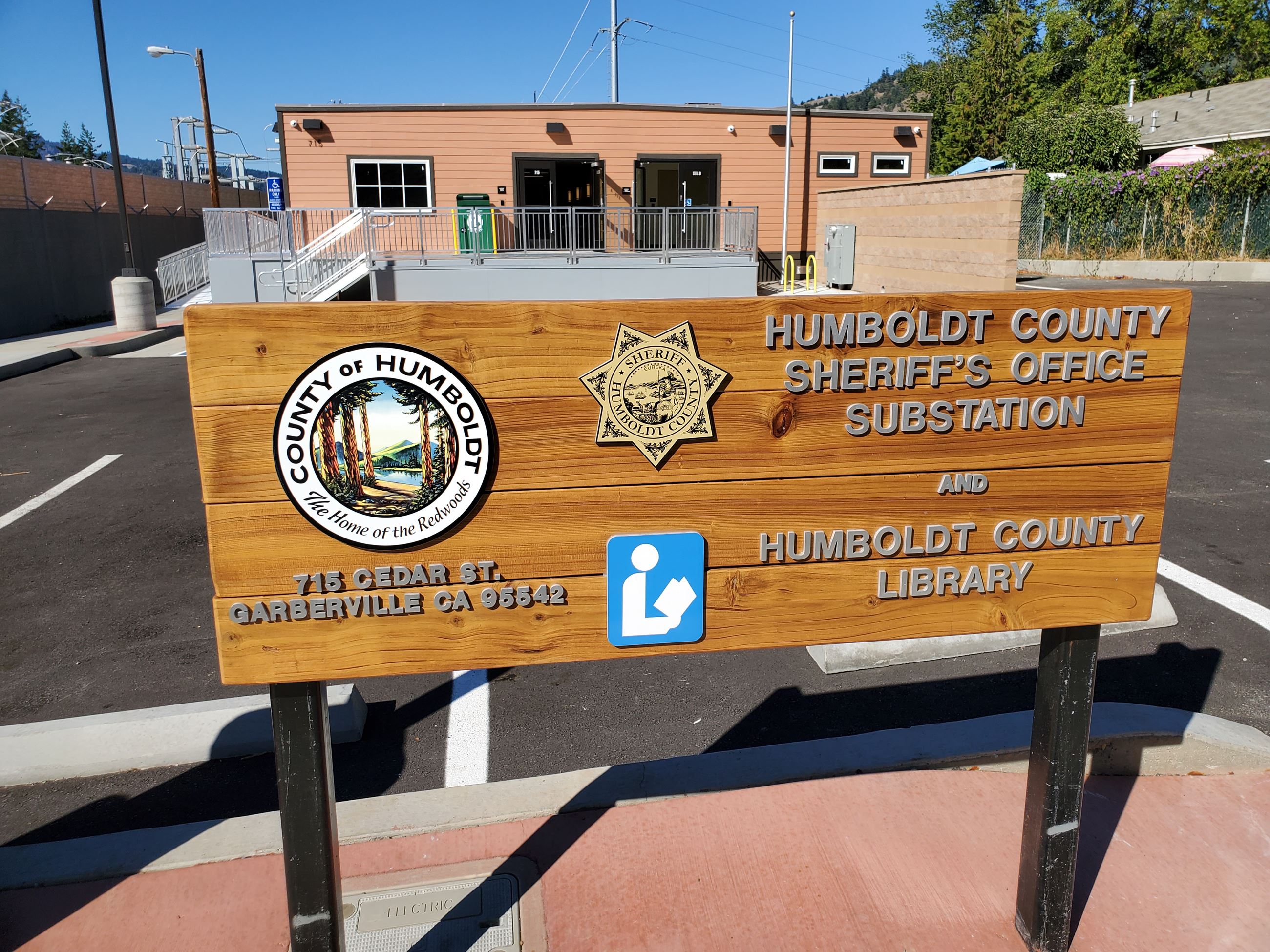 Garberville Complex Sign